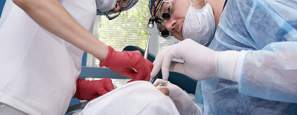 The Benefits of a Sinus Lift: Who Needs Them and Why
