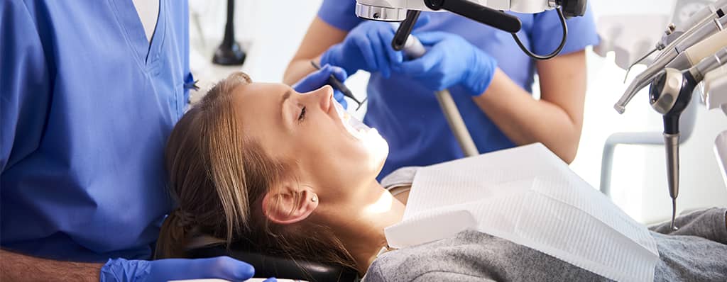 Emergency Dentist or Emergency Oral Surgeon